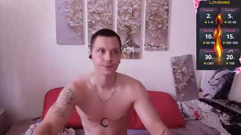 Alex WandHot online show from July 8, 2026, 3:33 am