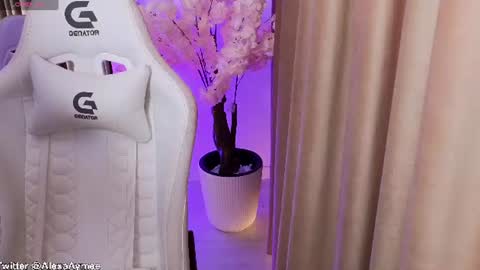 Snapshot of alexaaimee chatting on July 2, 2026, 5:02 am Alexa online show from July 2, 2026, 5:02 am