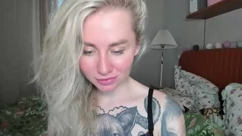 alexarush online show from June 25, 2026, 6:12 pm