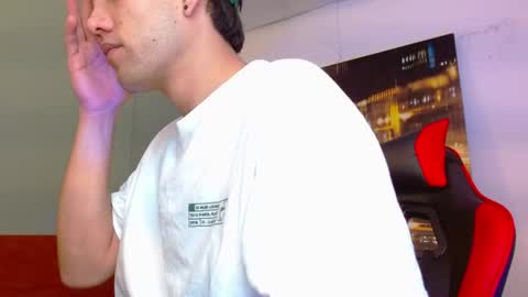 alexgiraldo__ online show from June 20, 2026, 1:25 pm