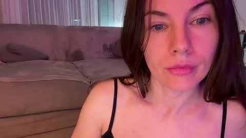 Snapshot of alice0nd chatting on April 28, 2026, 10:15 pm alice0nd online show from April 28, 2026, 10:15 pm
