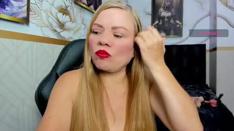 Snapshot of alicee_mature chatting on June 26, 2026, 8:13 pm alicee online show from June 26, 2026, 8:13 pm