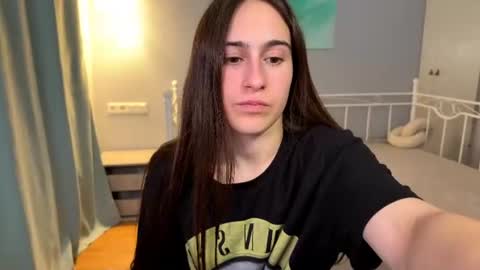 alicekollt online show from June 20, 2026, 9:17 pm