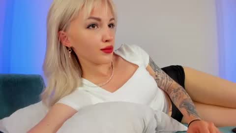 alicemonro online show from July 12, 2026, 1:51 am