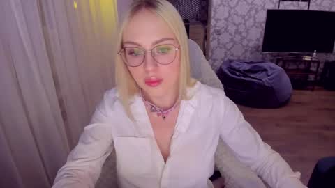 alinaocean online show from May 30, 2026, 6:16 pm