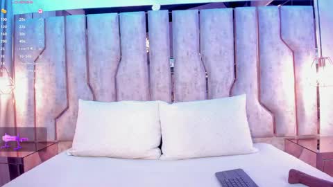alisse_myers online show from May 15, 2026, 3:13 am