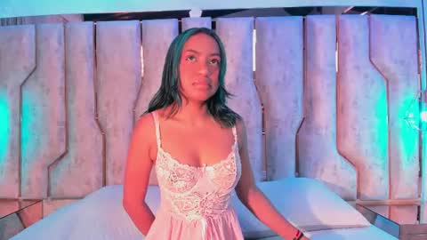 alisse_myers online show from July 25, 2026, 3:15 am