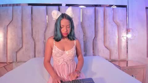 alisse_myers online show from July 28, 2026, 3:13 am