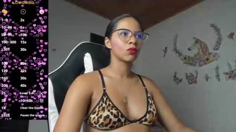 Alisson hoffman05 online show from June 27, 2026, 12:48 am
