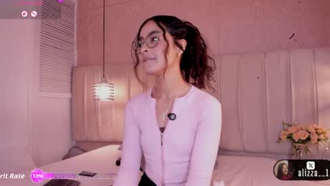 alizza_ online show from April 30, 2026, 11:49 am