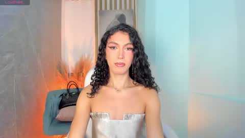 Snapshot of allicemackenzie_ chatting on June 15, 2026, 11:18 pm AlliceMackenzie online show from June 15, 2026, 11:18 pm