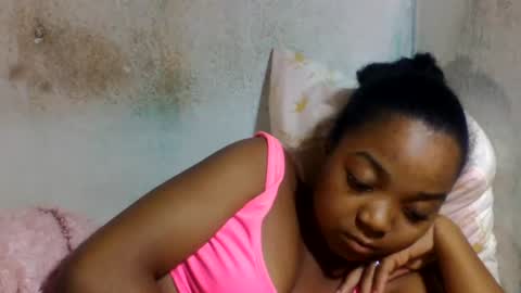 Snapshot of allizida01 chatting on June 13, 2026, 9:57 pm allizida01 online show from June 13, 2026, 9:57 pm