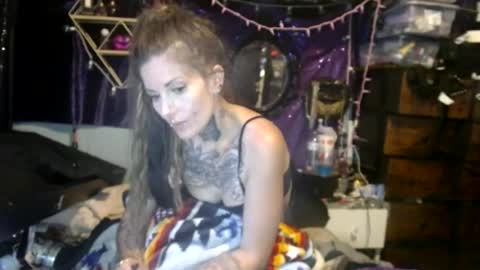 Snapshot of allymoon1369 chatting on July 7, 2026, 11:31 pm allymoon1369 online show from July 7, 2026, 11:31 pm