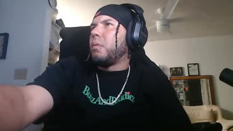 Snapshot of aloha_king chatting on April 19, 2026, 10:58 am simplyfaded online show from April 19, 2026, 10:58 am