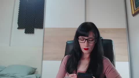 Alice online show from August 7, 2026, 9:44 am