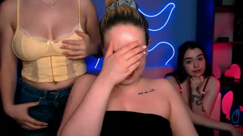 Amalia online show from June 8, 2026, 1:28 am