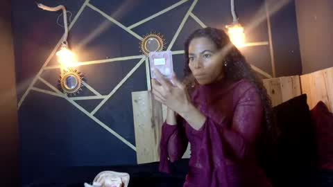 Snapshot of amara_vex chatting on June 1, 2026, 12:18 pm amara_vex online show from June 1, 2026, 12:18 pm