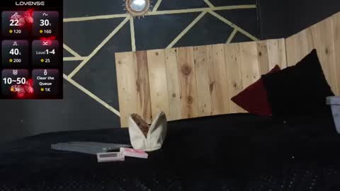 amara_vex online show from July 15, 2026, 12:32 pm
