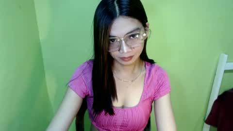 BELLA online show from June 22, 2026, 3:36 am