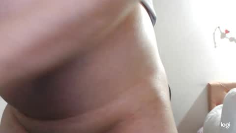Snapshot of amelia_bella chatting on June 5, 2026, 6:52 am amelia online show from June 5, 2026, 6:52 am