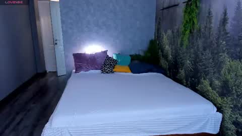 Snapshot of ameliia_backer chatting on July 22, 2026, 9:34 am Amelia online show from July 22, 2026, 9:34 am