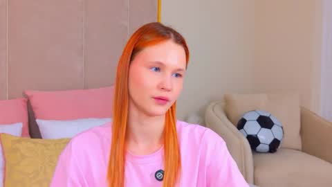 Snapshot of ameliroyse chatting on July 8, 2026, 5:17 pm AmeliRoyse online show from July 8, 2026, 5:17 pm