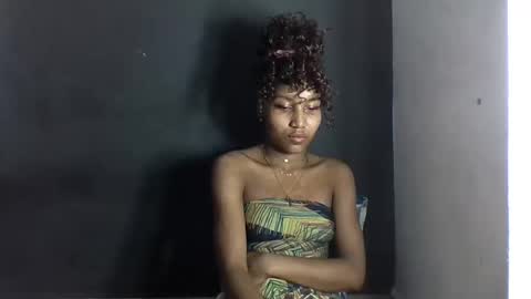 Snapshot of amelisy20005 chatting on April 21, 2026, 1:42 am amelisy20005 online show from April 21, 2026, 1:42 am