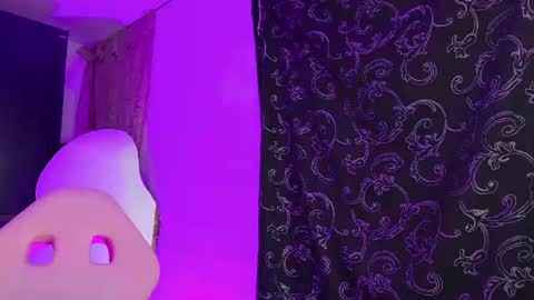 Amy online show from July 29, 2026, 3:04 am