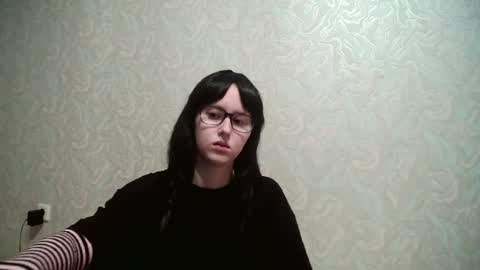 Amomira online show from June 26, 2026, 11:53 pm