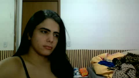 Snapshot of amputeeluna chatting on August 4, 2026, 1:31 am amputeeluna online show from August 4, 2026, 1:31 am