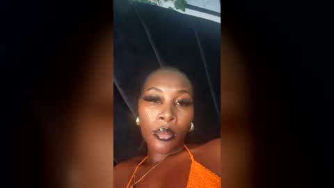 anabel9826 online show from June 15, 2026, 10:12 pm