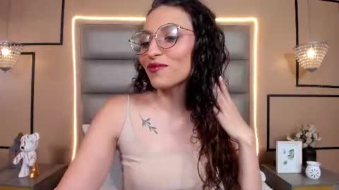Ana Maria  online show from July 14, 2026, 8:58 pm