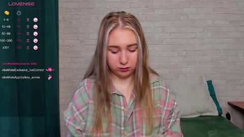 anna online show from June 8, 2026, 1:28 am