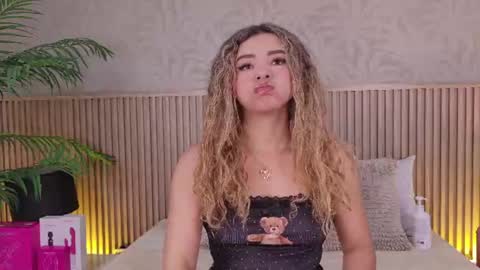 Snapshot of anastasia_steelegb chatting on July 9, 2026, 12:20 pm Mia online show from July 9, 2026, 12:20 pm