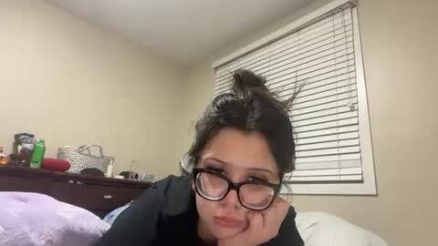 anditspinkxo online show from May 30, 2026, 6:21 am
