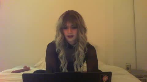 Snapshot of andralastt chatting on July 4, 2026, 4:40 am andralastt online show from July 4, 2026, 4:40 am