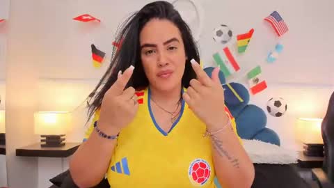 andreahgil online show from June 27, 2026, 1:06 pm