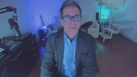 Andrew online show from July 23, 2026, 3:59 am