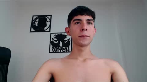 andy19_hot online show from December 17, 2024, 3:17 am