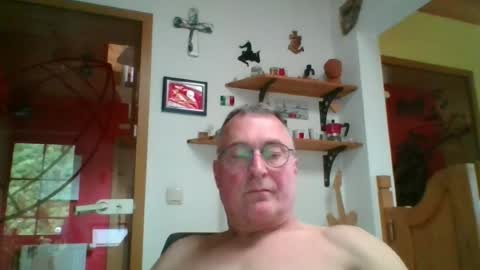 andybayern online show from June 12, 2026, 1:43 pm