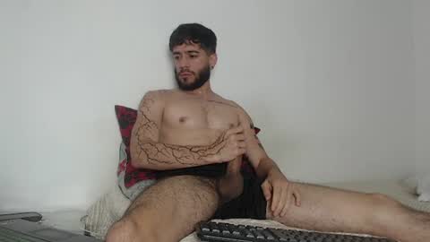 Snapshot of angel_damons_ chatting on June 17, 2026, 2:18 pm Angel Damons online show from June 17, 2026, 2:18 pm