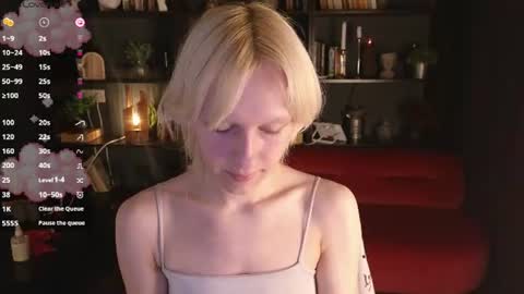 Snapshot of angel_kittie chatting on June 26, 2026, 10:08 am angel online show from June 26, 2026, 10:08 am