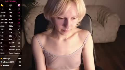 Snapshot of angel_kittie chatting on July 28, 2026, 12:48 pm angel online show from July 28, 2026, 12:48 pm
