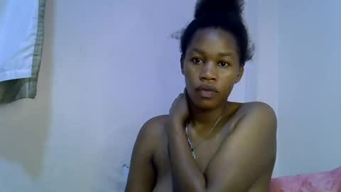 Snapshot of angel_mia5 chatting on July 20, 2026, 12:58 am angel_mia5 online show from July 20, 2026, 12:58 am