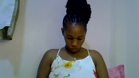 Snapshot of angel_mia5 chatting on July 28, 2026, 12:34 pm angel_mia5 online show from July 28, 2026, 12:34 pm