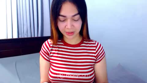Snapshot of angel_shooter chatting on June 9, 2026, 5:24 pm angel_shooter online show from June 9, 2026, 5:24 pm