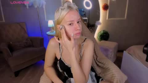Snapshot of angel_tessa chatting on June 29, 2026, 1:22 pm Angelica online show from June 29, 2026, 1:22 pm