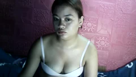 angela_rose12345 online show from June 16, 2026, 10:51 am