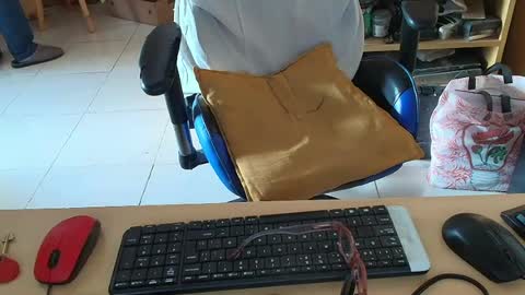 Snapshot of angelgarcia269 chatting on July 1, 2026, 12:18 pm angelgarcia269 online show from July 1, 2026, 12:18 pm