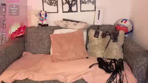Angelica online show from June 25, 2026, 3:28 am
